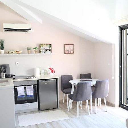 Apartmani Dijana 2 コトル エクステリア 写真