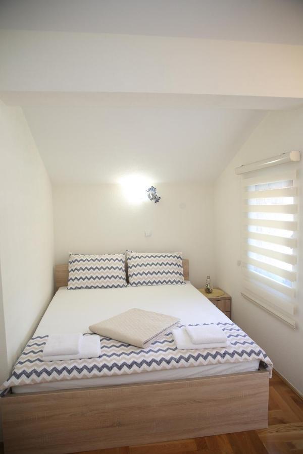 Apartmani Dijana 2 コトル エクステリア 写真