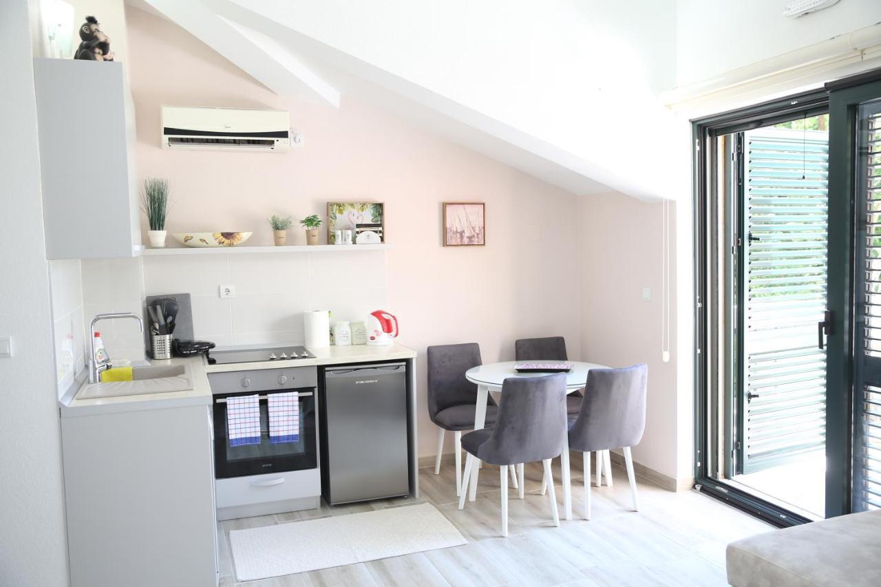 Apartmani Dijana 2 コトル エクステリア 写真